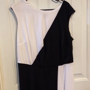 Roz & Ali Black & White Color Block Dress 1X Woman